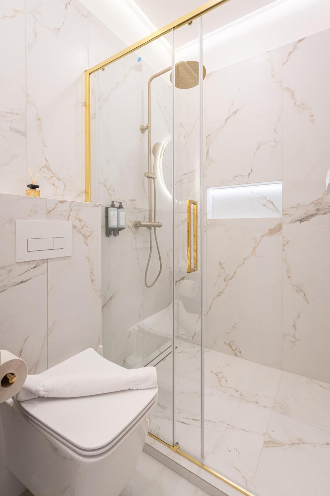 A20 - Boutique Apartment Best Location, By Bqa Budapeşte Dış mekan fotoğraf